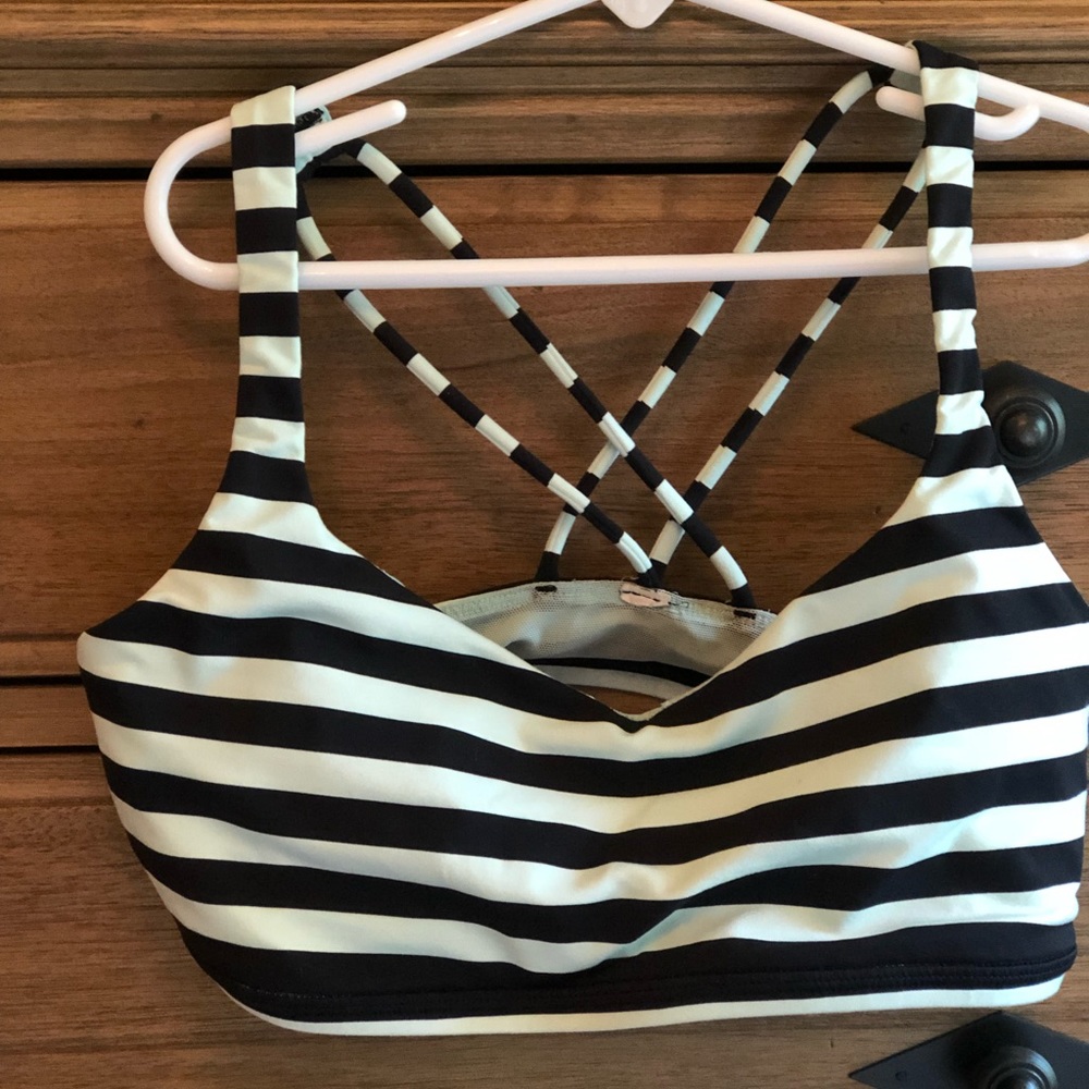 Lululemon/ Free To Be Bra/ Mint Green &  Black Striped/ Size 8